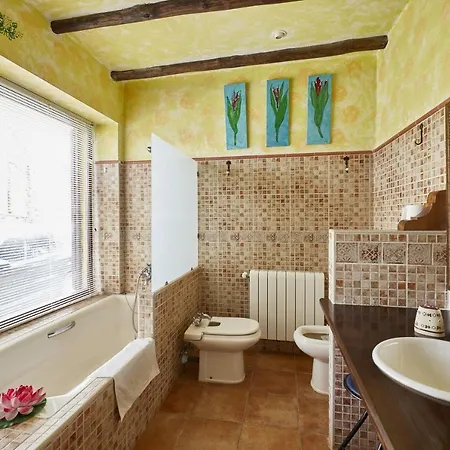 Casa Rural Los Robles ***** アパート *